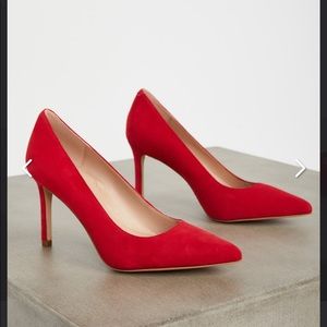 NWT BCBGeneration Midda Suede Heels